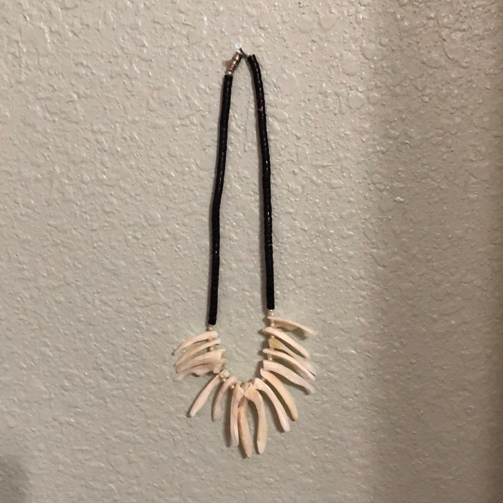 Get ready for the beach puka shell necklace